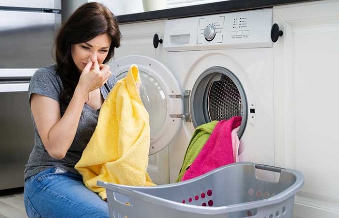 علت بوی بد داخل لباسشویی