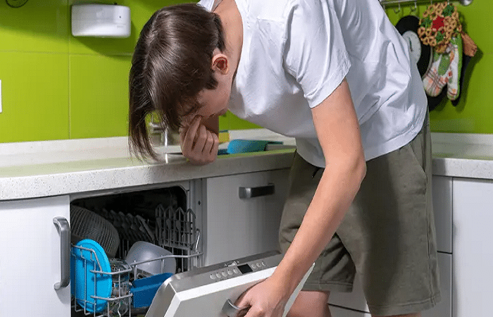 بوی بد فاضلاب ماشین ظرفشویی